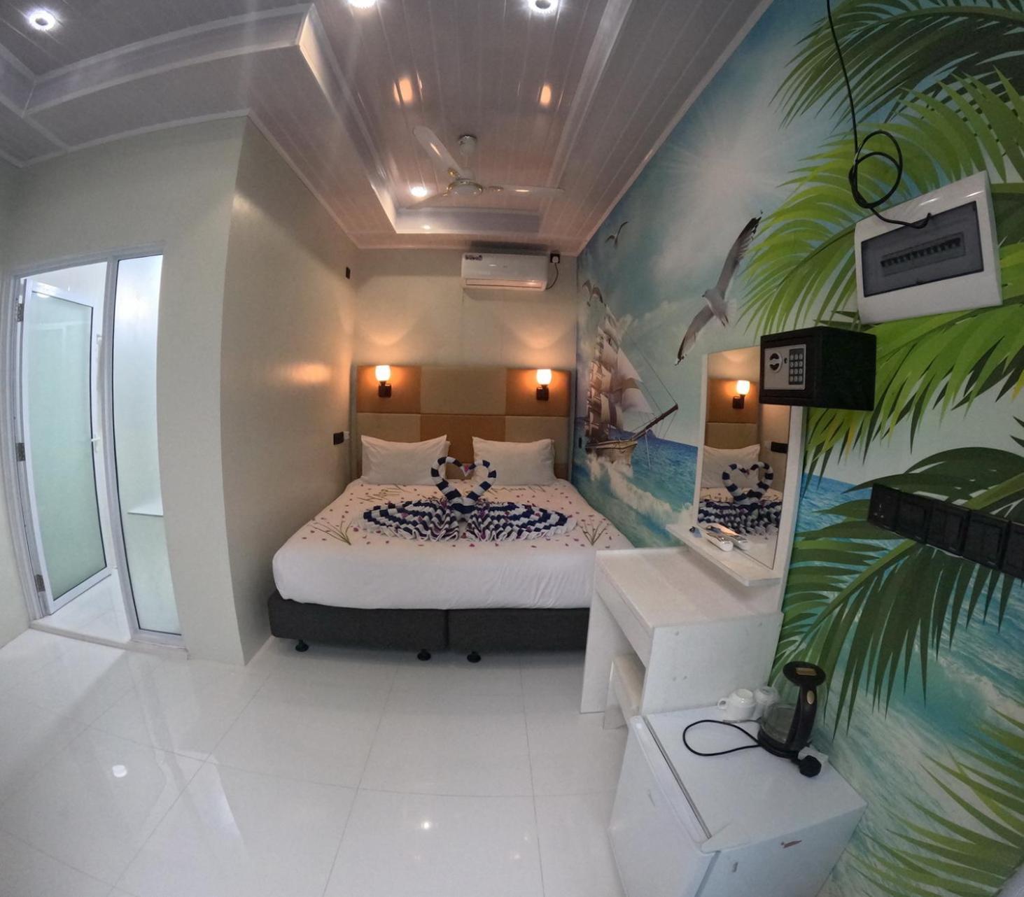 Wind Breeze Sunset View Inn Guraidhoo  Bagian luar foto