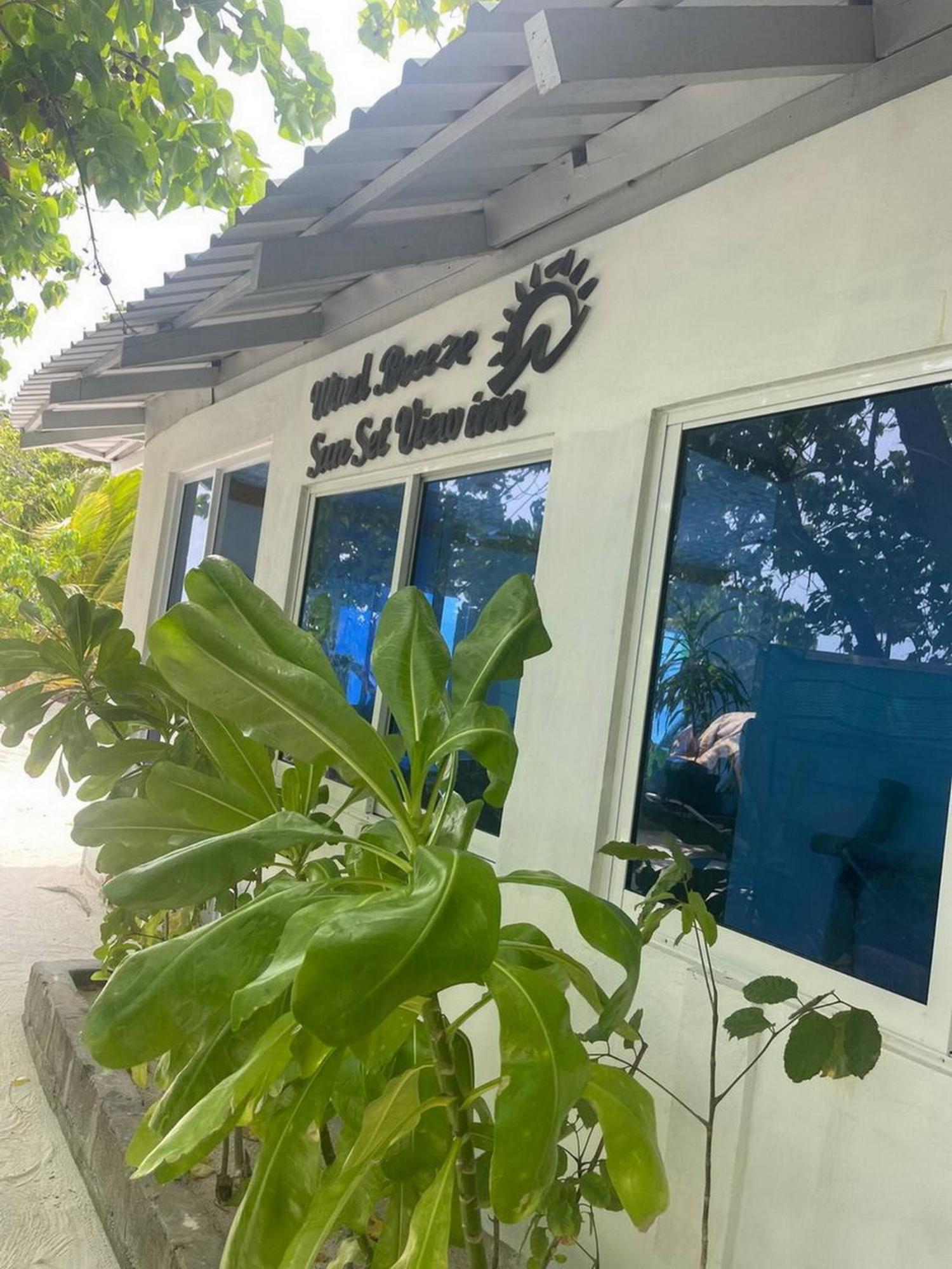 Wind Breeze Sunset View Inn Guraidhoo  Bagian luar foto