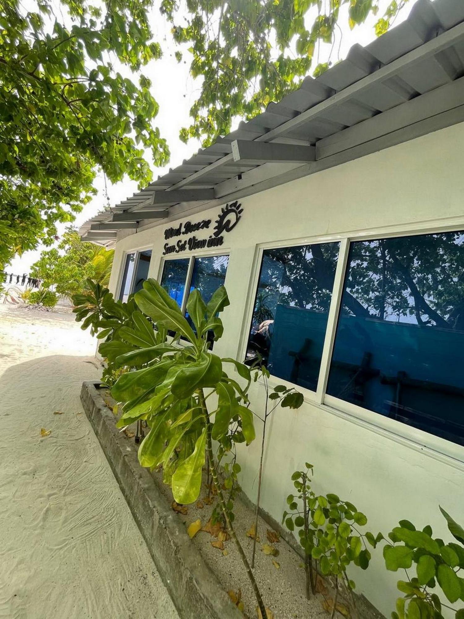 Wind Breeze Sunset View Inn Guraidhoo  Bagian luar foto