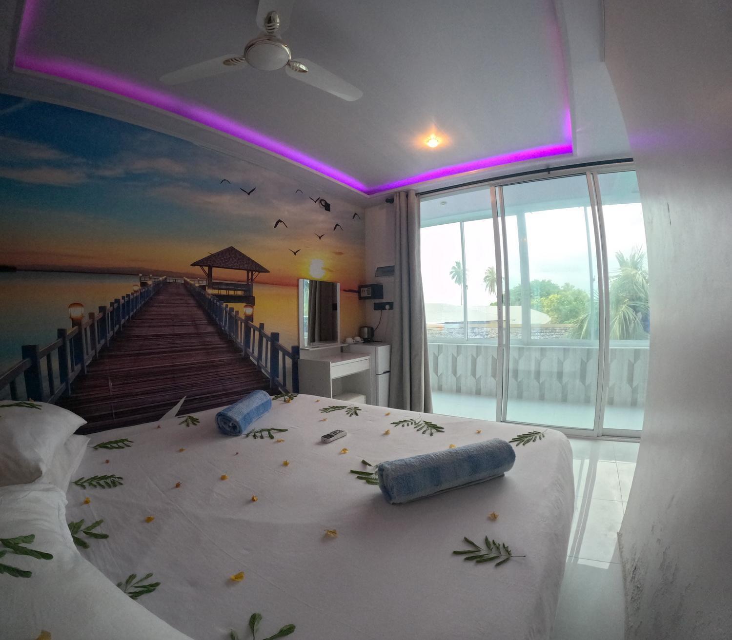 Wind Breeze Sunset View Inn Guraidhoo  Bagian luar foto